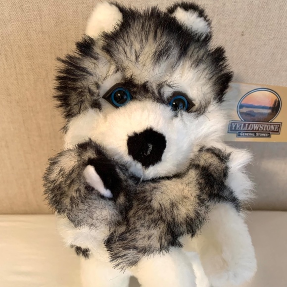 Gray Wolf & Baby Pup Plush Stuffed Animals From Yellowstone - Picture 3 of 13